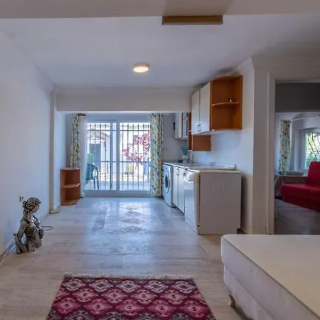 빌라 Charming House With Amazing Sea View In Bodrum
