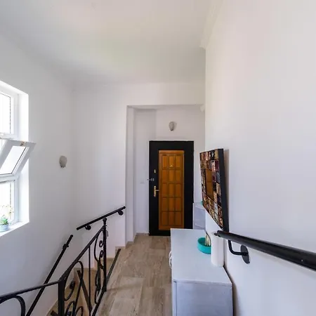 Charming House With Amazing Sea View In Bodrum 빌라 *