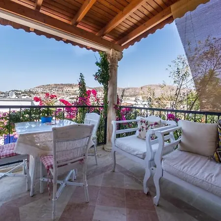 Villa Charming House With Amazing Sea View In Bodrum Gümüşlük